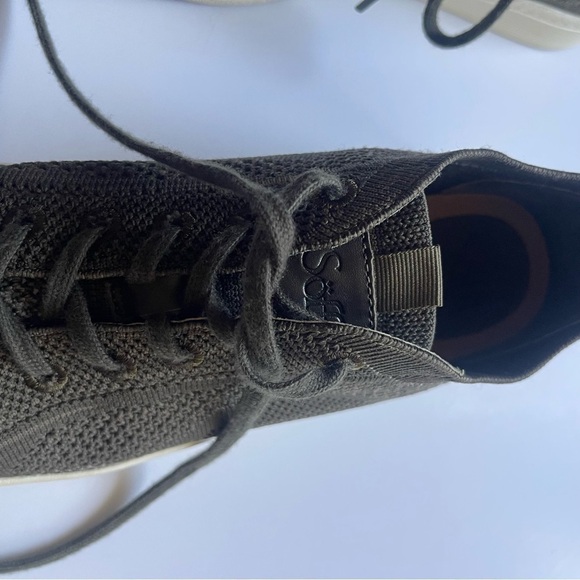 Sofft Army Green Lightweight Somers Knit Mesh Lace Up Sneaker Size 10M - Picture 4 of 10